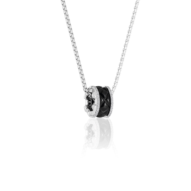 18K White Gold Black Chalcedony Diamond Pendant